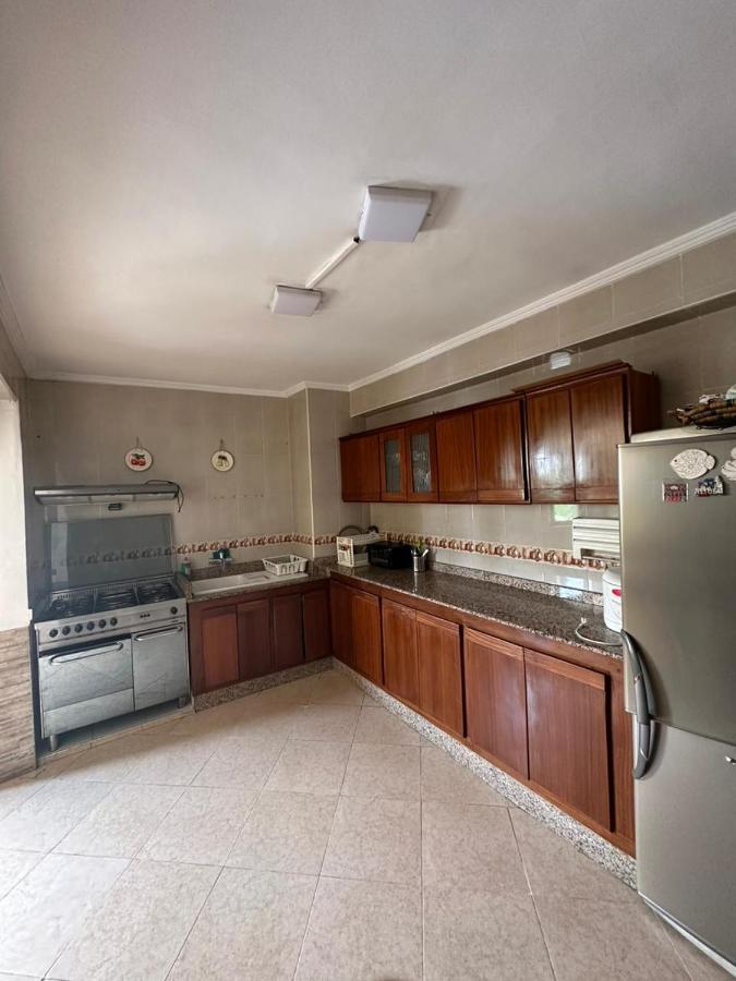 Vaste Appartement Au Centre De Тетуан Экстерьер фото